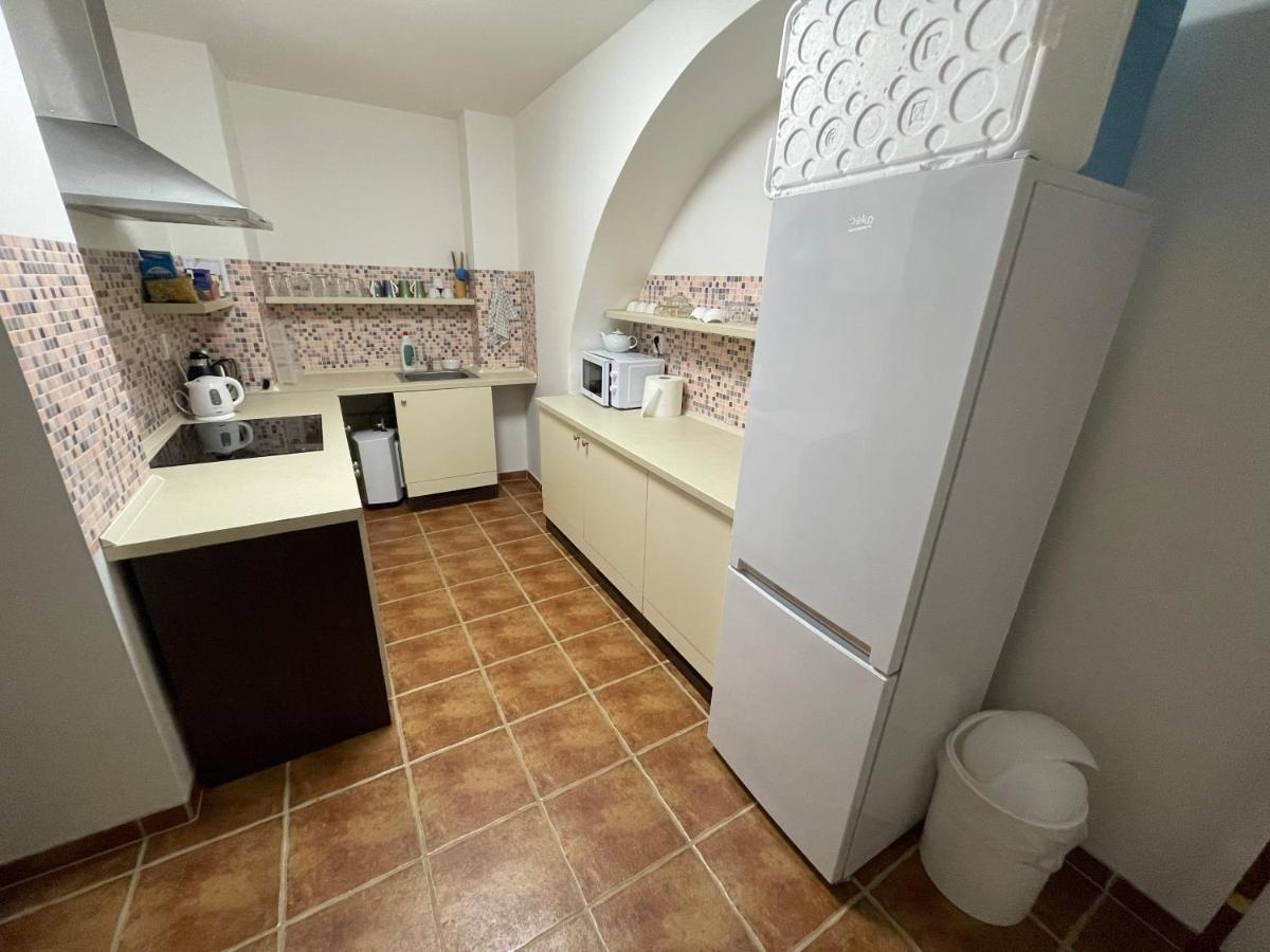 Apartman Atelier Kadan Exterior photo